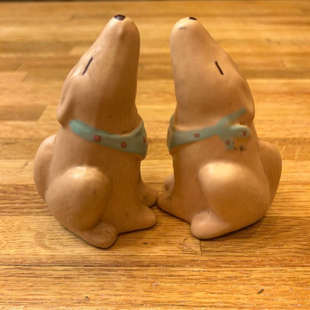 California Pottery Tan Treasure Craft Coyote Salt Pepper Ceramic Shakers Set